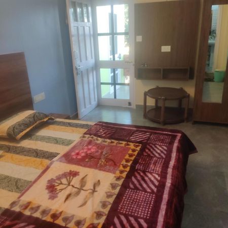 Tree Valley Homestay Чайл Екстериор снимка