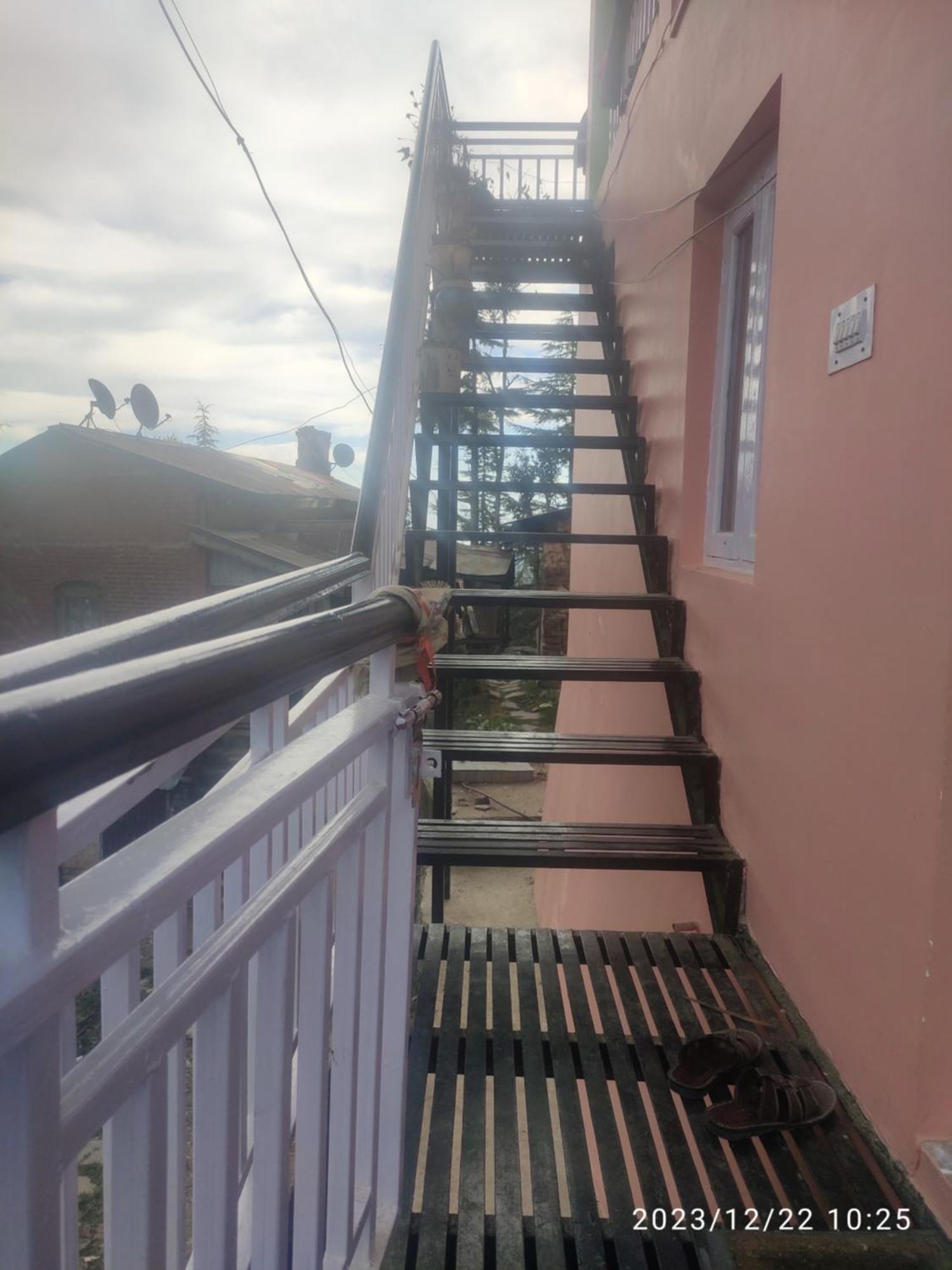 Tree Valley Homestay Чайл Екстериор снимка