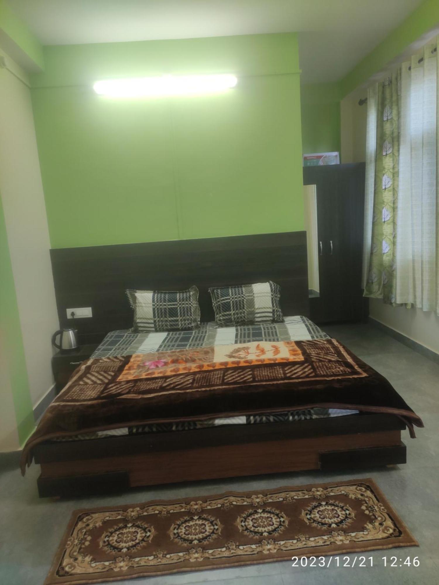 Tree Valley Homestay Чайл Екстериор снимка