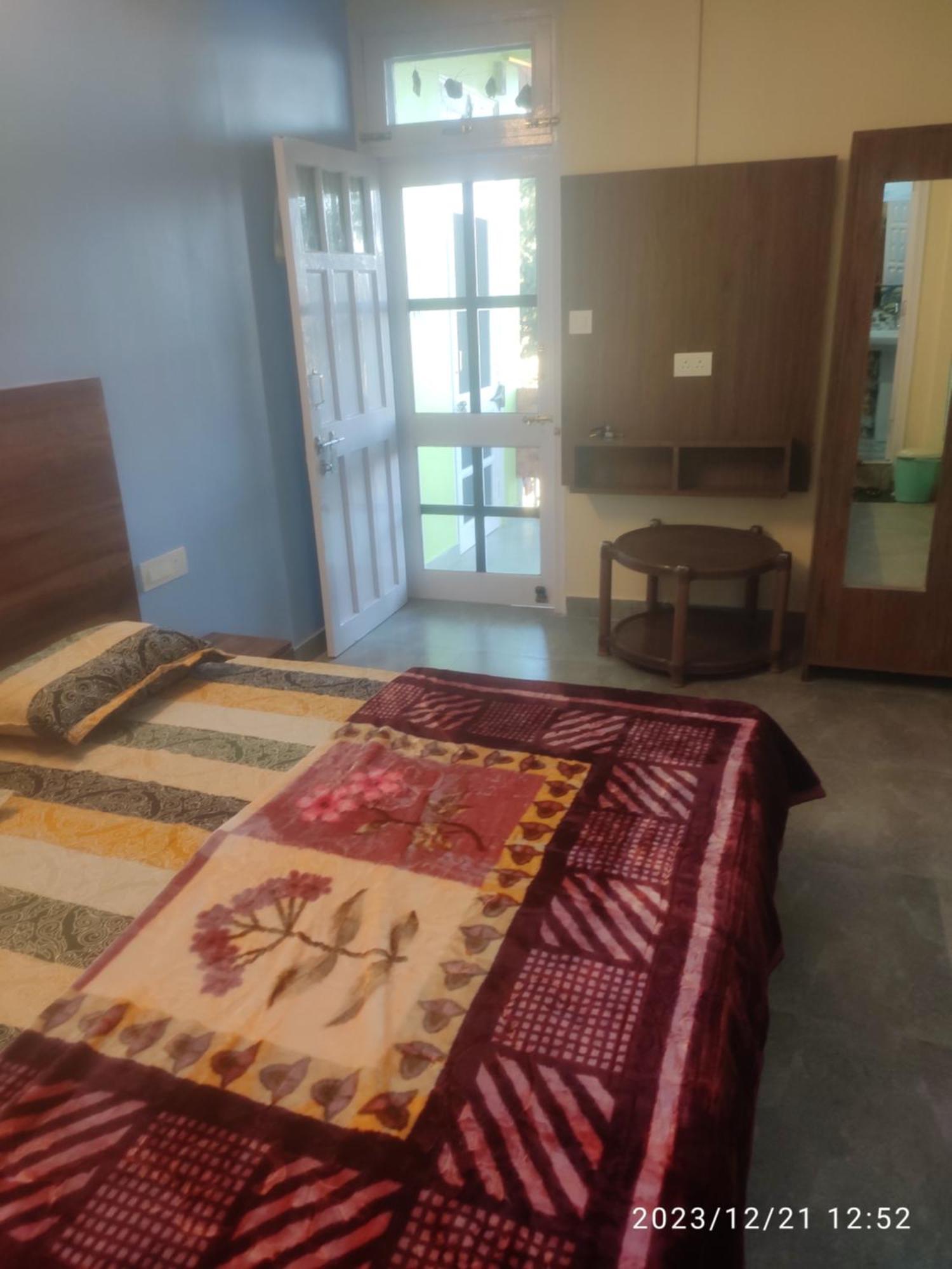 Tree Valley Homestay Чайл Екстериор снимка