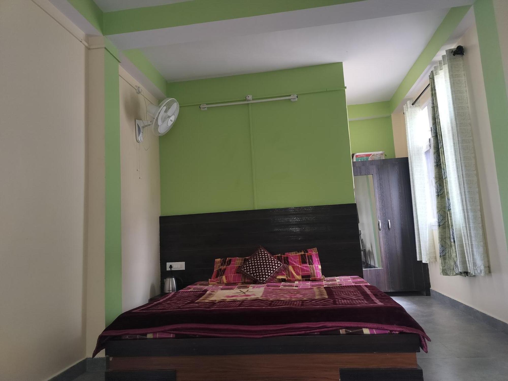 Tree Valley Homestay Чайл Екстериор снимка