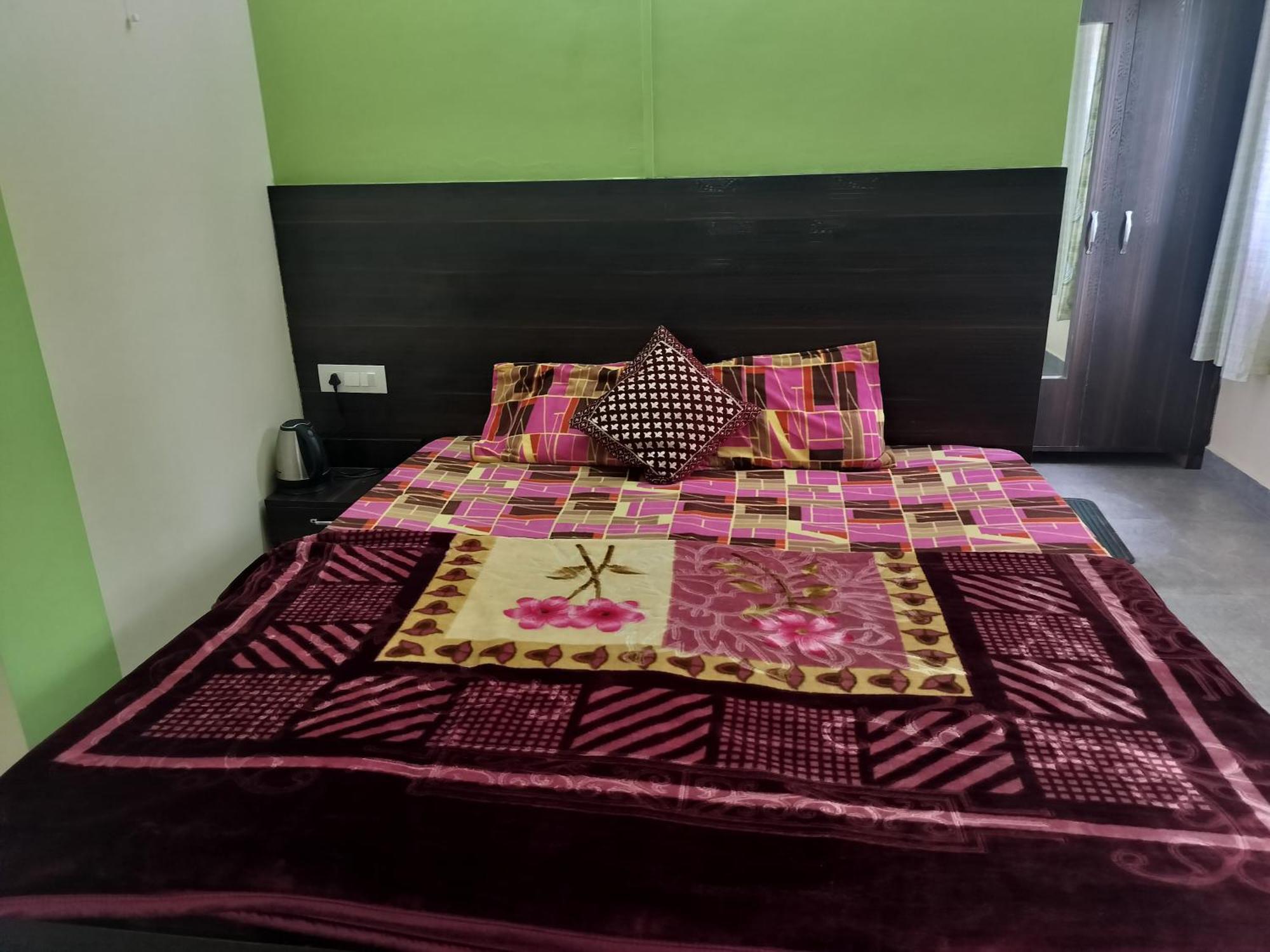 Tree Valley Homestay Чайл Екстериор снимка