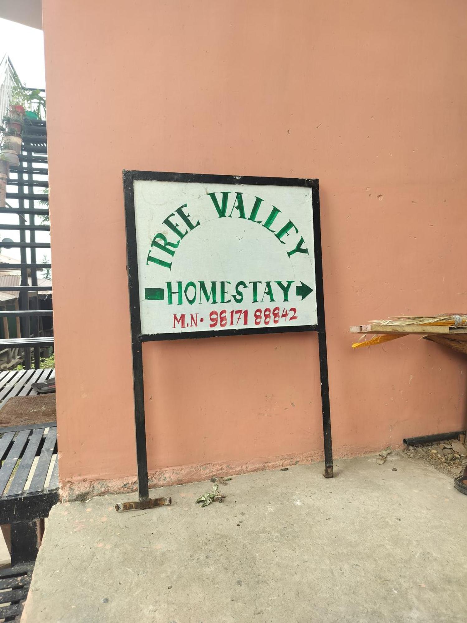 Tree Valley Homestay Чайл Екстериор снимка