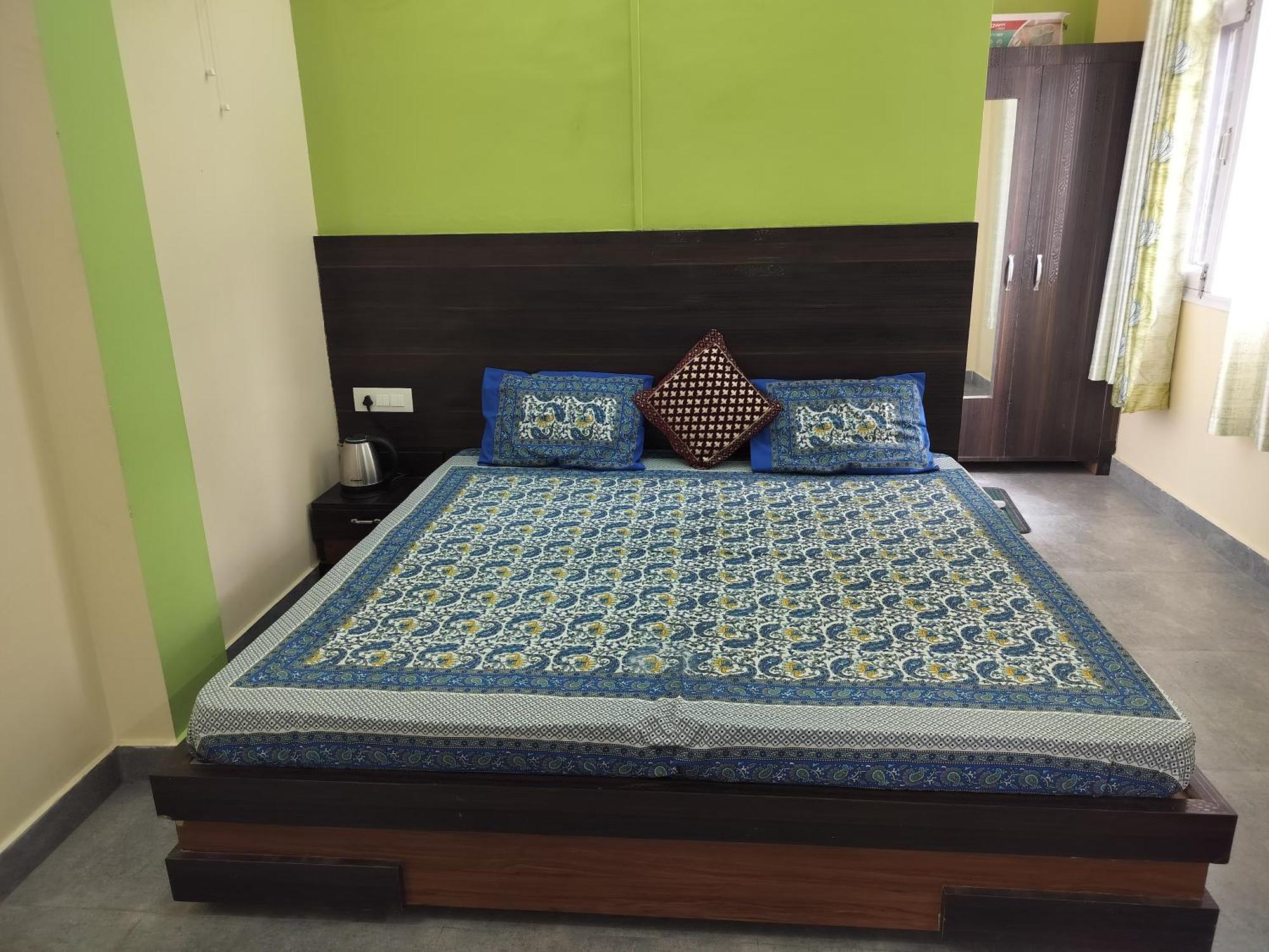 Tree Valley Homestay Чайл Екстериор снимка